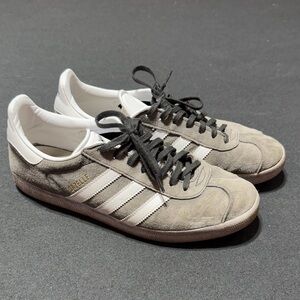 Adidas Men's Suede Gray Gazelle Sneakers